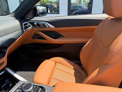 Used 2025 BMW 430i Convertible w/ M Sport Package RWD image 19