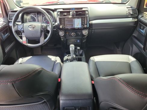 Used 2023 Toyota 4Runner TRD Off-Road Premium w/ Moonroof Package AWD/4WD image 17