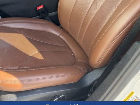 Used 2023 Lincoln Nautilus Reserve w/ Equipment Group 201A image 14