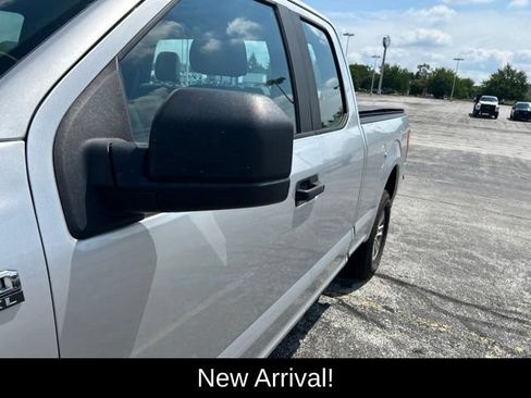 Used 2016 Ford F150 XL w/ Equipment Group 101A Mid AWD/4WD image 3