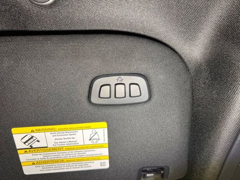 Used 2024 Ford F150 Lariat w/ FX4 Off-Road Package image 33