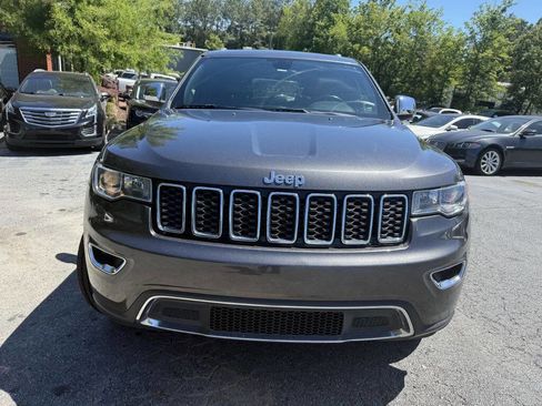 Used 2017 Jeep Grand Cherokee Limited RWD image 2