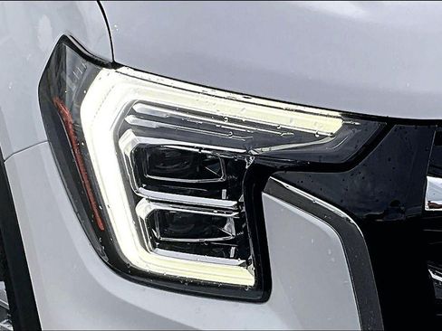 Used 2026 GMC Terrain Elevation FWD image 28