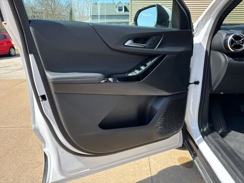 Used 2026 Chevrolet Equinox LT image 16