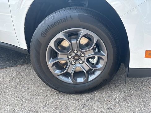 New 2025 Ford Maverick XLT w/ XLT Luxury Package image 2