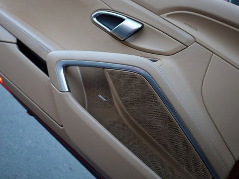 Used 2014 Porsche 911 Carrera image 37