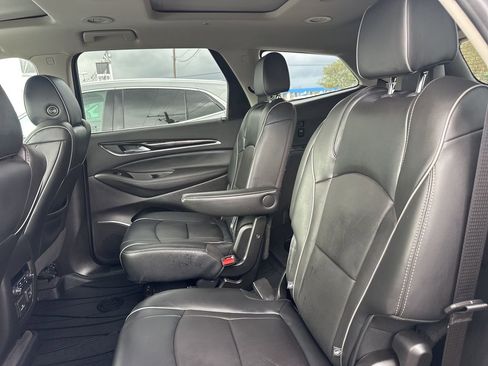 Used 2019 Buick Enclave Avenir w/ Avenir Technology Package image 12