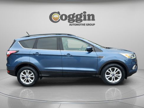 Used 2018 Ford Escape SEL image 6