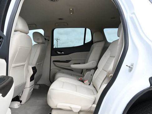 Used 2023 GMC Acadia Denali AWD/4WD image 21