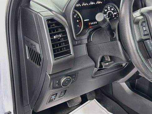Used 2020 Ford F150 XLT w/ Equipment Group 302A Luxury AWD/4WD image 11