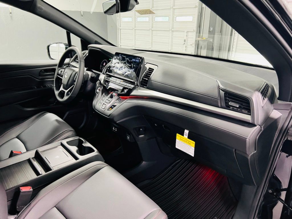 New 2026 Honda Odyssey Sport-L image 32
