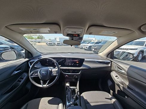 Used 2025 Buick Encore GX Preferred FWD image 49