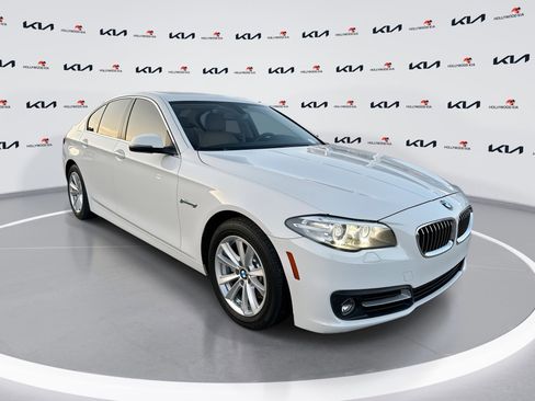 Used 2016 BMW 528i Sedan RWD image 1