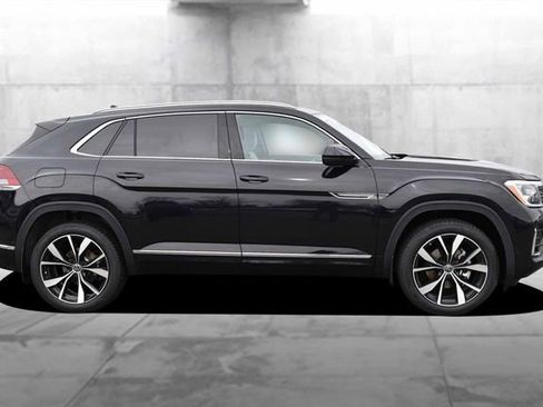 New 2026 Volkswagen Atlas Cross Sport SEL Premium R-Line image 5