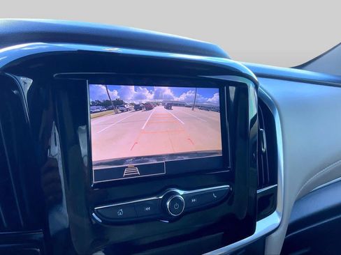Certified 2022 Chevrolet Traverse LS w/ LPO, Cargo Package FWD image 27