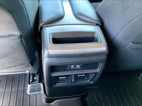 Used 2019 Nissan Murano SV FWD image 31