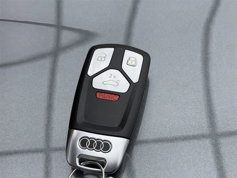 Used 2022 Audi Q5 2.0T Premium image 59