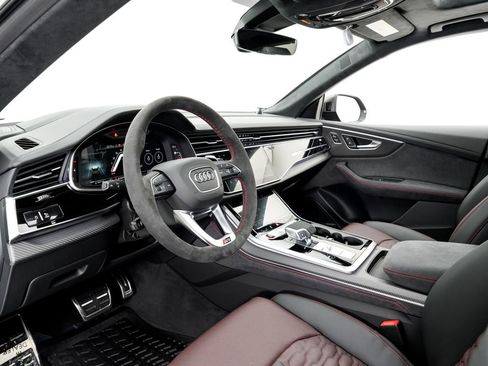 New 2026 Audi RS Q8 performance image 4