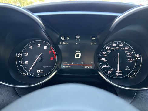 Used 2018 Alfa Romeo Giulia Quadrifoglio w/ Driver Assist Dynamic Package image 12