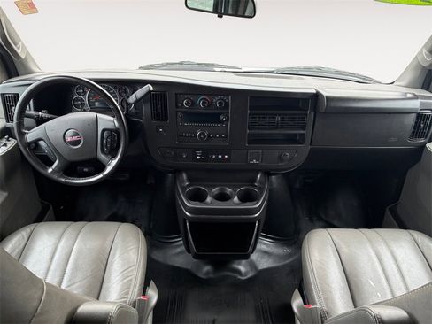 Used 2023 GMC Savana 2500 Extended w/ Driver Convenience Package image 10
