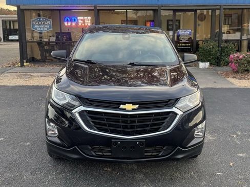 Used 2020 Chevrolet Equinox LS image 3