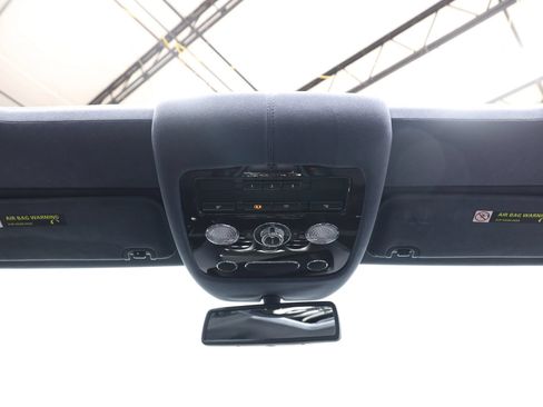 Used 2016 Bentley Flying Spur V8 AWD/4WD image 44