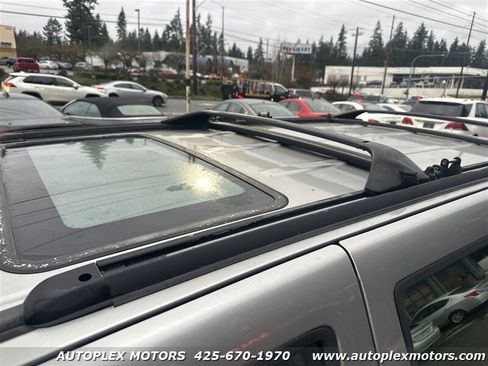 Used 1999 Nissan Pathfinder LE image 27