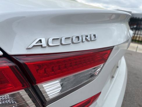 Used 2020 Honda Accord EX image 8