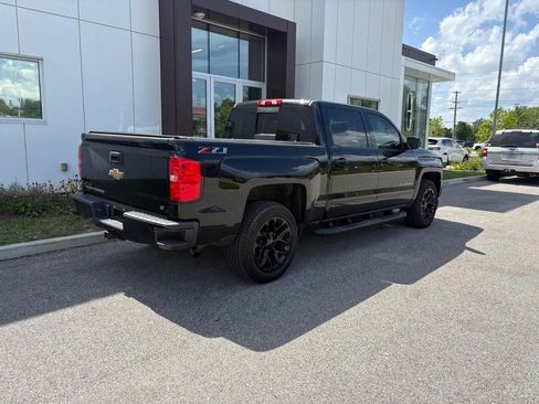 Used 2018 Chevrolet Silverado 1500 LT w/ All Star Edition AWD/4WD image 3