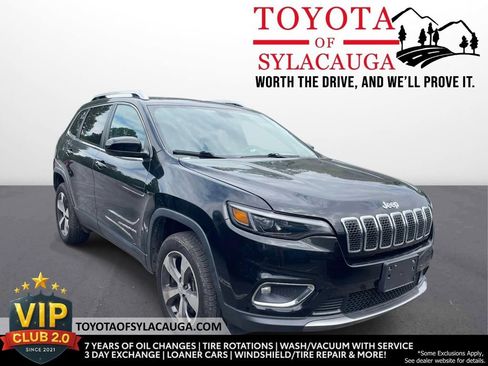 Used 2019 Jeep Cherokee Limited AWD/4WD image 1