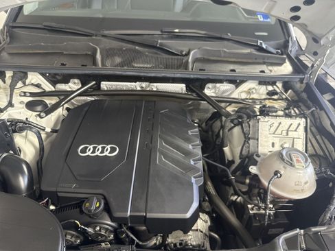 Used 2022 Audi Q5 2.0T Premium Plus w/ Premium Plus Package AWD/4WD image 27