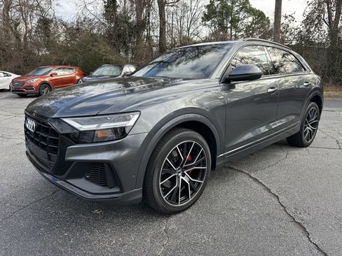 Used 2021 Audi Q8 Premium Plus image 2