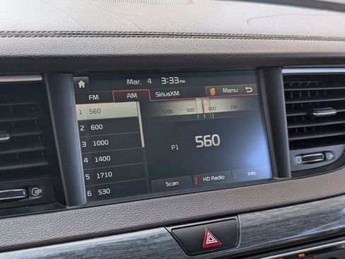 Used 2017 Kia Cadenza Limited w/ Paint Protection Package image 27