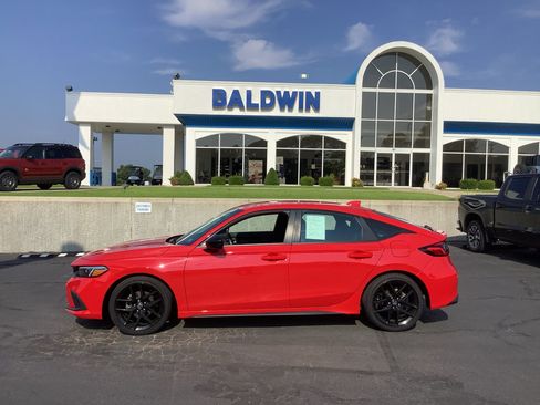 Used 2022 Honda Civic Sport image 4