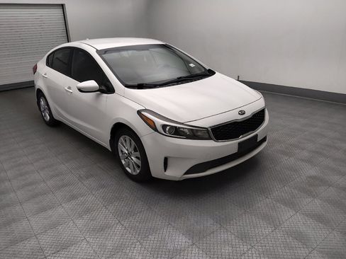 Used 2017 Kia Forte LX w/ LX Popular Package FWD image 11