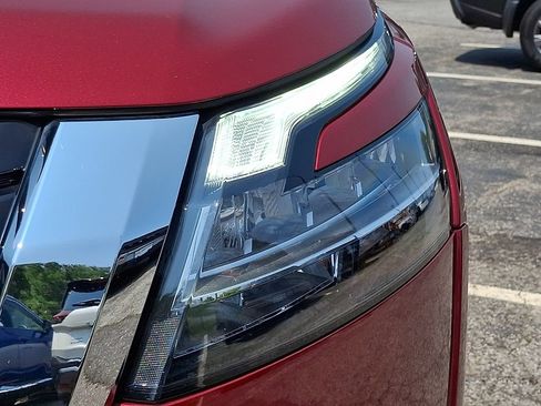 Certified 2023 Nissan Pathfinder SL w/ Cargo Package AWD/4WD image 10