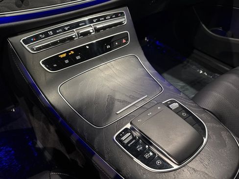 Used 2022 Mercedes-Benz E 350 Sedan image 19