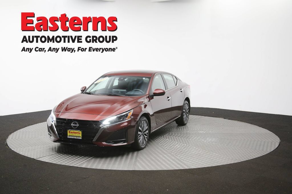 Used 2024 Nissan Altima 2.5 SV w/ SV Premium Package AWD/4WD image 56