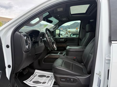 Used 2022 GMC Sierra 2500 Denali w/ Denali Ultimate Package AWD/4WD image 13