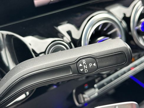 Certified 2025 Mercedes-Benz GLA 250 4MATIC image 22