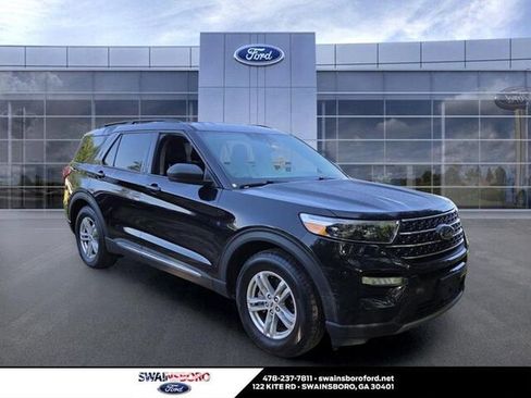Used 2024 Ford Explorer XLT w/ Equipment Group 202A RWD image 1