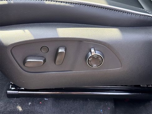 New 2026 Buick Enclave Avenir w/ Super Cruise Package image 17