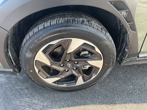 Certified 2025 Subaru Crosstrek 2.5i Limited image 34