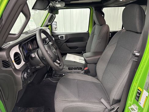 New 2025 Jeep Wrangler Sport S image 15