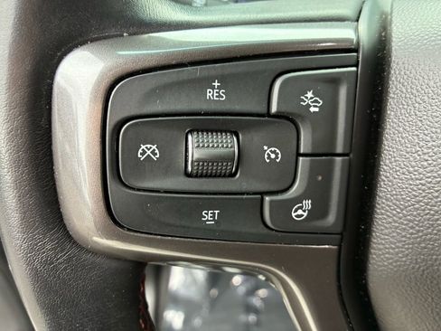 Used 2022 Chevrolet Tahoe RST image 21