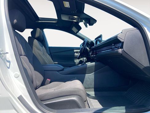 Used 2023 Honda Accord Sport image 15