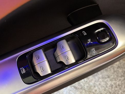 Certified 2026 Mercedes-Benz C 300 Sedan image 16