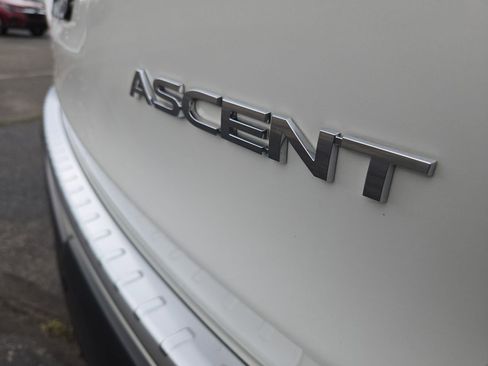 Certified 2025 Subaru Ascent Premium w/ Popular Package #2 AWD/4WD image 26
