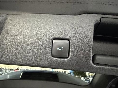 Used 2022 Ford Escape Titanium w/ Titanium Elite Package image 30