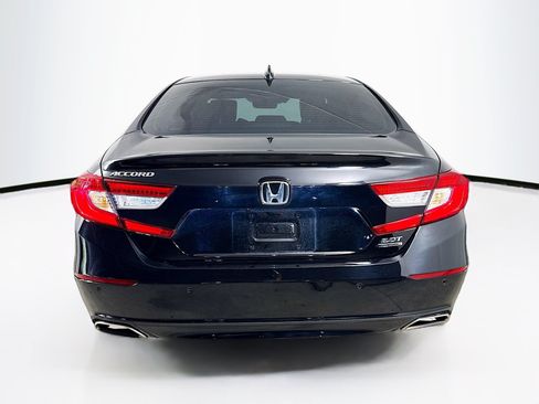 Used 2022 Honda Accord Touring image 32